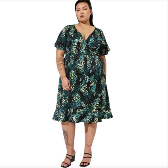 718-6 Torrid Bubble Charm Flutter sleeve Black & Green midi Dress Size 2 18/20 - Picture 4 of 14